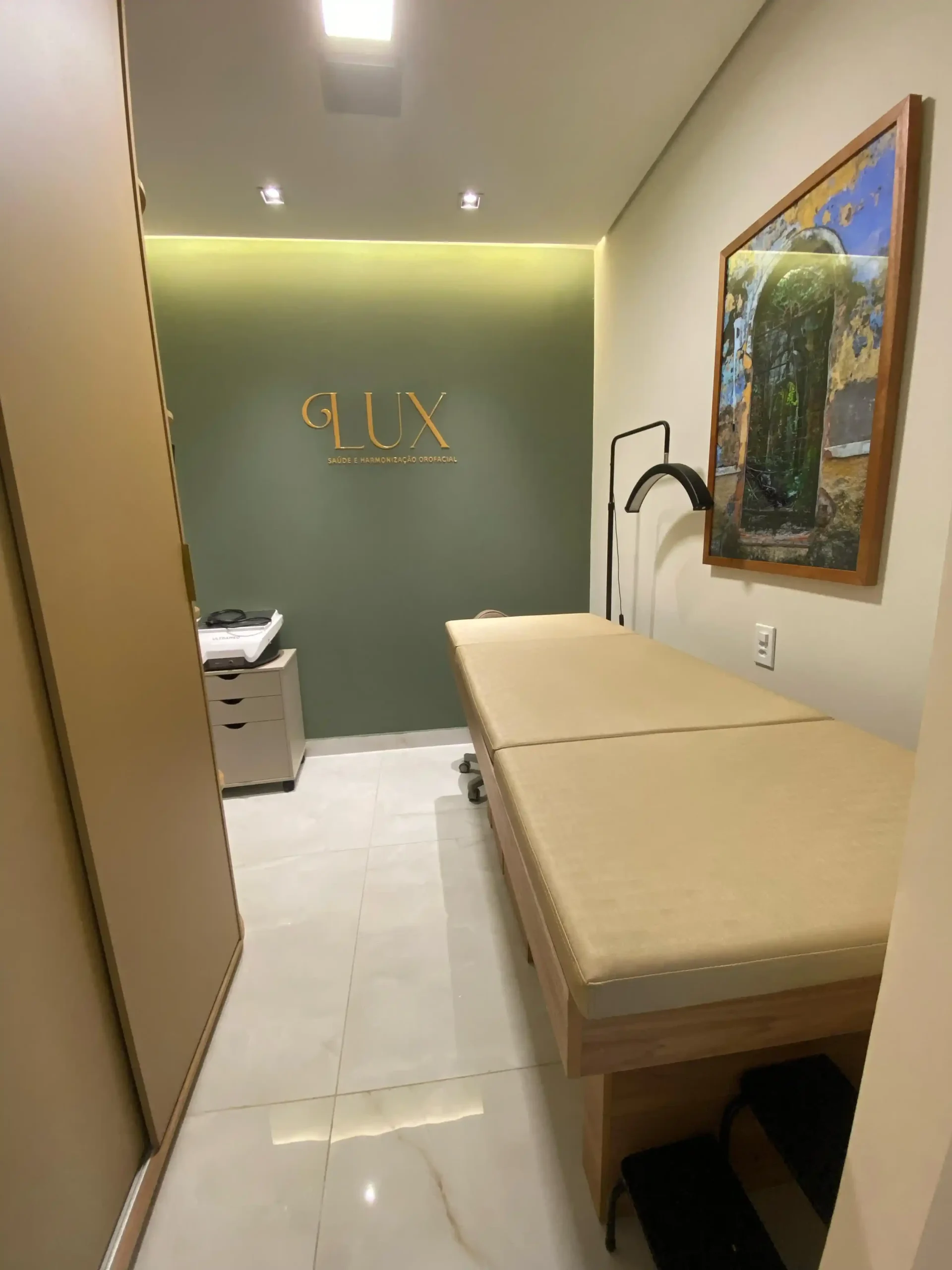 WhatsApp Image 2025-03-25 at 16.43.12_10_11zon_11zon